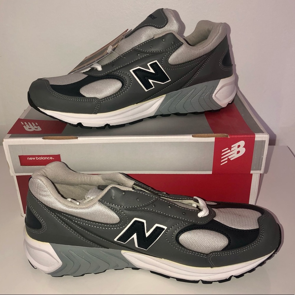 New Balance Men’s Running Sneakers NWT! (Size: 10)